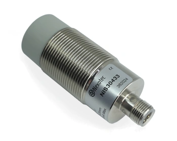 Indukční snímač M30 L=78 mm konektor M12 PNP NO Sn = 25 mm