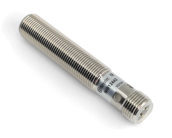 Indukční snímač M12 L=68 mm konektor M12 PNP NO Sn = 6 mm