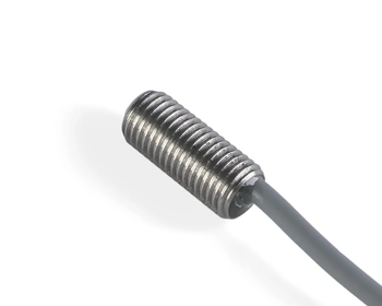 Induktiver Sensor M8 L=18 mm Kabel 3m PNP NC Sn = 2 mm