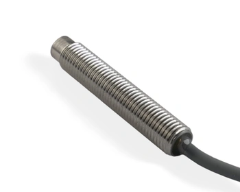 Induktiver Sensor M8 Vollmetall 45 mm Kabel 3m PNP NC Sn = 3,5 mm