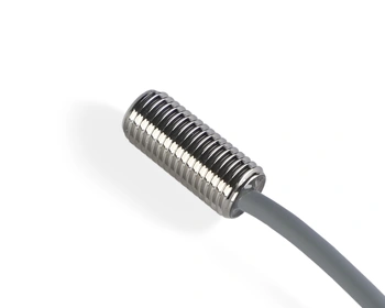 Induktiver Sensor M8 L=18 mm Kabel 2m NPN NC Sn = 4 mm