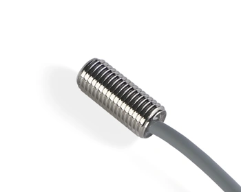 Induktiver Sensor M8 L=18 mm Kabel 2m PNP NO Sn = 4 mm