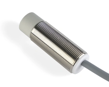 Induktiver Sensor M18 L=55 mm Kabel 2m PNP NO Sn = 23 mm