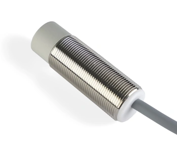 Induktiver Sensor M18 L=55 mm Kabel 2m PNP NO & NC Sn = 23 mm