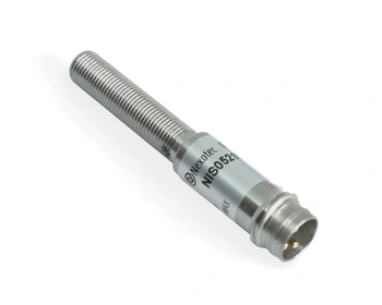 Induktiver Sensor M5 L=40 mm Stecker M8 NPN NO Sn = 1 mm