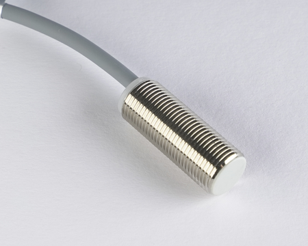 Inductive sensor M12 30 mm cable 2m PNP NO Sn = 4 mm