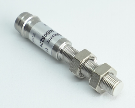 Czujnik indukcyjny M5 L=40 mm wtyczka M8 NPN NO Sn = 1,5 mm