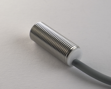 NMF12023 - 6 - Indukční snímač M12 celokovový 30 mm kabel 2m PNP NO Sn = 2 mm