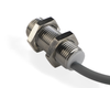 NMF12324 - 3 - Induktív érzékelő M12 teljes fém 30 mm kábel 3m PNP NC Sn = 2 mm