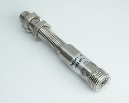 Czujnik indukcyjny M8 L=70 mm wtyczka M12 PNP NO Sn = 1 mm