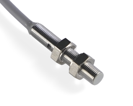 NIS05044 - 4 - Inductive sensor M5 28 mm cable 2m PNP NC Sn = 1 mm