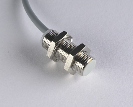 Inductive sensor M12 30 mm cable 2m NPN NO Sn = 6 mm