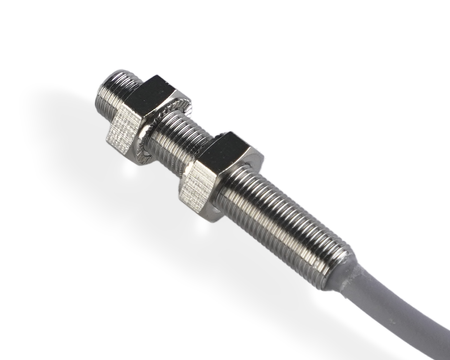 NIS05532 - 3 - Indukčný snímač M5 L=28 mm kábel 5m NPN NC Sn = 0,8 mm