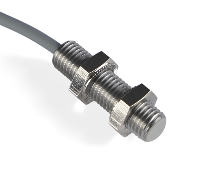 NIS08146-K2 - 4 - Indukčný snímač M8 L=30 mm kábel 2m PNP NO & NC Sn = 3 mm