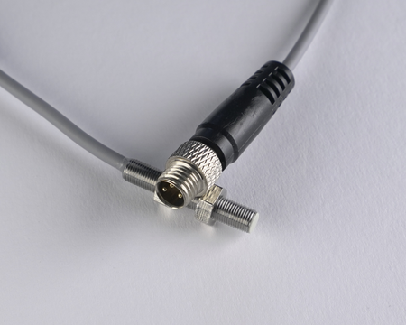 Inductive sensor M5 30 mm cable 0,3 m connector M8 PNP NC Sn = 0,8 mm