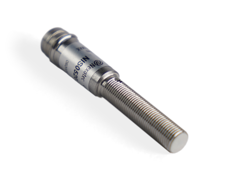 NIS05203 - 2 - Induktiver Sensor M5 L=40 mm Stecker M8 PNP NO Sn = 0,8 mm