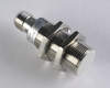 Induktív érzékelő M18 L=48 mm csatlakozó M12 PNP NO Sn = 8 mm