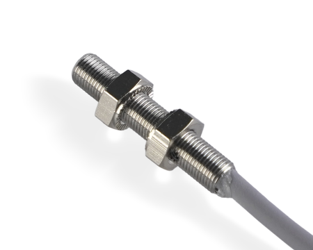 NIS05522 - 3 - Induktiver Sensor M5 L=25 mm Kabel 5m NPN NC Sn = 1,5 mm