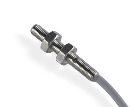 NIS04514 - 3 - Indukčný snímač M4 L=25 mm kábel 5m PNP NC Sn = 0,8 mm