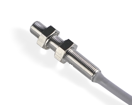 NIS05353 - 3 - Czujnik indukcyjny M5 L=28 mm przewód 3m PNP NO Sn = 1,5 mm