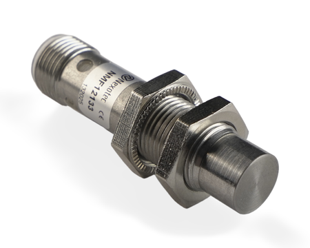 NMF12133 - 4 - Indukčný snímač M12 celokovový 50 mm konektor M12 PNP NO Sn = 4 mm