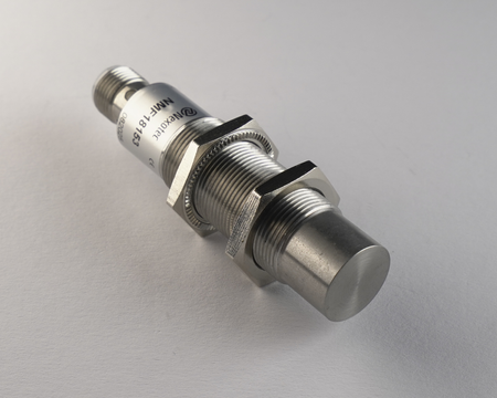 Czujnik indukcyjny M18 całometalowy 79 mm wtyczka M12 PNP NO Sn = 10 mm