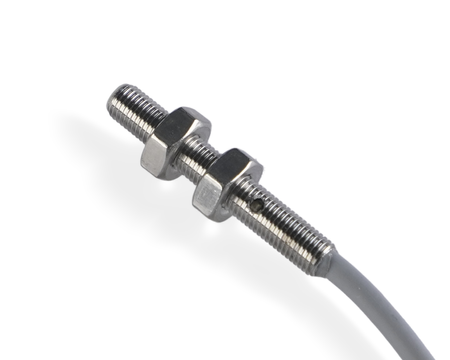 NIS04513 - 3 - Indukčný snímač M4 L=25 mm kábel 5m PNP NO Sn = 0,8 mm
