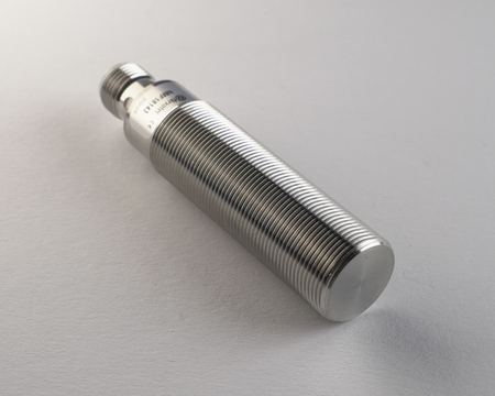 Czujnik indukcyjny M18 całometalowy 79 mm wtyczka M12 PNP NO Sn = 8 mm