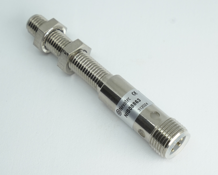 Czujnik indukcyjny M8 L=70 mm wtyczka M12 PNP NO Sn = 4 mm