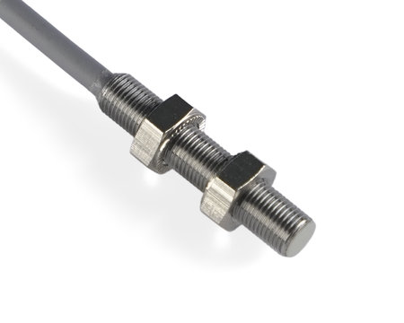 NIS05101 - 4 - Induktív érzékelő M5 L=28 mm kábel 0,3 m csatlakozó M8 NPN NO Sn = 0,8 mm
