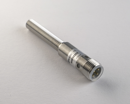 Inductive sensor M8 Metal face 70 mm connector M12 PNP NO Sn = 1 mm