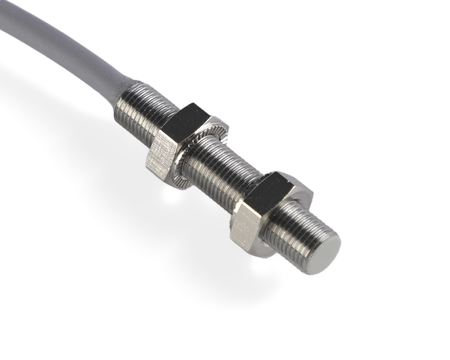 NIS05512 - 4 - Induktiver Sensor M5 L=25 mm Kabel 5m NPN NC Sn = 1 mm