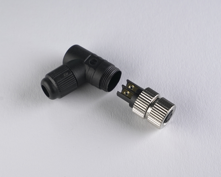 P8-3R - 9 - Buchse M8 3-pin gewinkelt – Steckverbinder für Sensoren und Industrieautomation