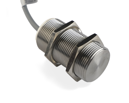 NMF30303 - 4 - Inductive sensor M30 Metal face 55 mm cable 3m PNP NO Sn = 10 mm