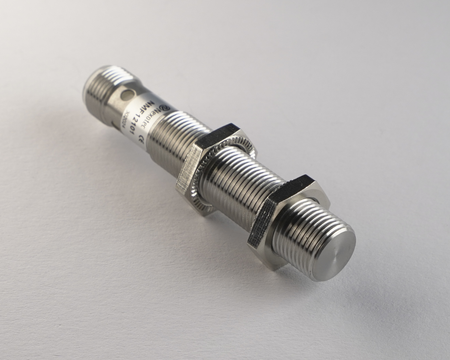 Czujnik indukcyjny M12 całometalowy 68 mm wtyczka M12 NPN NO Sn = 2 mm