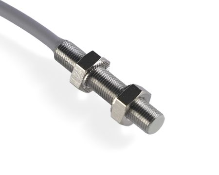NIS05513 - 4 - Induktiver Sensor M5 L=25 mm Kabel 5m PNP NO Sn = 1 mm