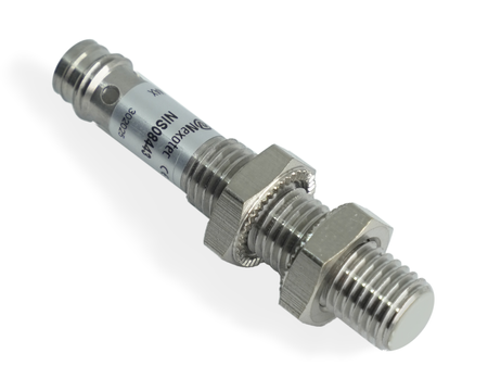 NIS08443 - 4 - Indukčný snímač M8 L=45 mm konektor M8 PNP NO Sn = 3 mm