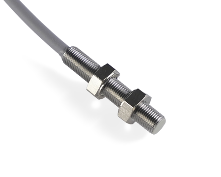 NIS05573 - 4 - Indukčný snímač M5 L=30 mm kábel 5m PNP NO Sn = 1 mm