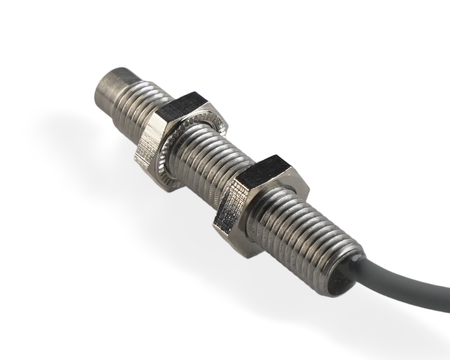 NMF08354 - 3 - Indukční snímač M8 celokovový 45 mm kabel 3m PNP NC Sn = 3,5 mm