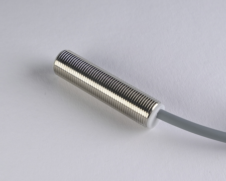Czujnik indukcyjny M12 L=50 mm przewód 3m PNP NC Sn = 2 mm