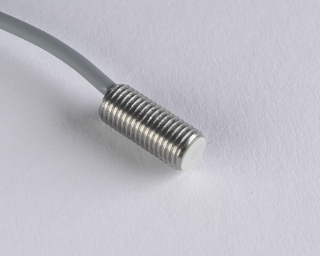 Czujnik indukcyjny M8 L=18 mm przewód 3m NPN NO Sn = 3 mm