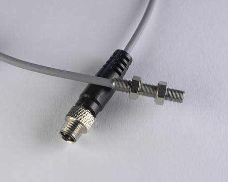 Inductive sensor M5 28 mm cable 0,3 m connector M8 PNP NC Sn = 0,8 mm