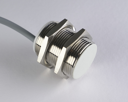 Czujnik indukcyjny M30 L=35 mm przewód 5m NPN NC Sn = 10 mm