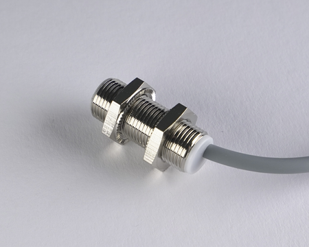 Czujnik indukcyjny M12 L=30 mm przewód 5m NPN NO Sn = 2 mm