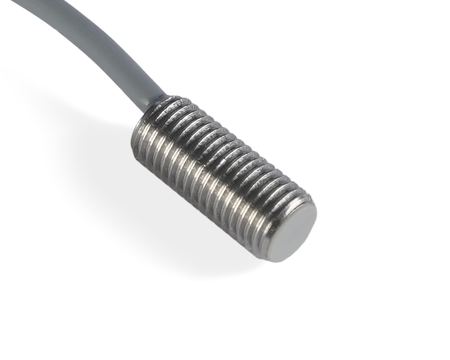 NIS08044-K2 - 2 - Induktív érzékelő M8 L=18 mm kábel 2m PNP NC Sn = 3 mm