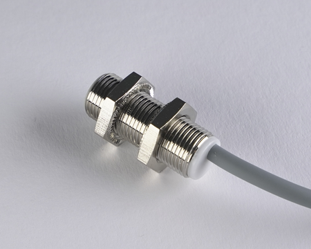 Indukčný snímač M12 L=30 mm kábel 2m PNP NO Sn = 8 mm