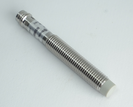 Inductive sensor M8 60 mm connector M8 PNP NO Sn = 4 mm