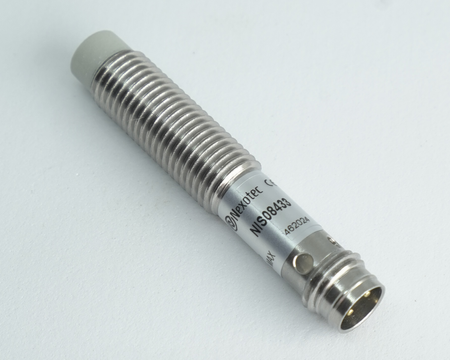 Indukční snímač M8 L=45 mm konektor M8 PNP NO Sn = 4 mm