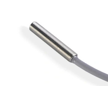 Induktív érzékelő M5 L=25 mm kábel 2m PNP NO Sn = 1 mm