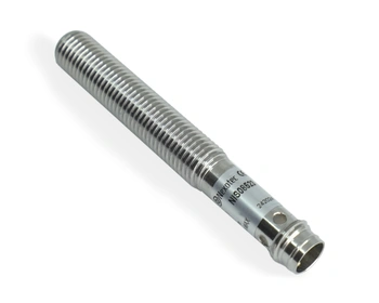 Induktív érzékelő M8 L=60 mm csatlakozó M8 PNP NO Sn = 2 mm